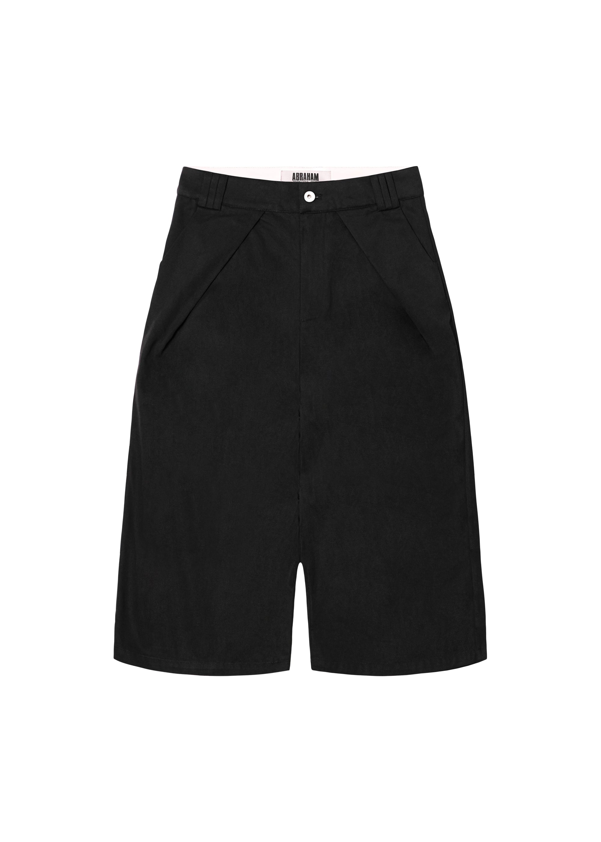 Cotton Twill Pleated Capri Shorts in Black